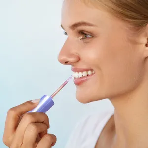 Nova Chegada Dentes Whitening Tratamento de beleza para melhorar manchas amarelas dentes hálito fresco esmalte labial
