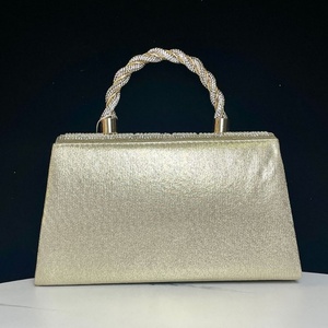2026 New Small Pearl <b>Square</b> Evening Bags Luxury Ladies rhinestone Sparkling Women's tote bag Fashion Ladies Wedding party bags - Product Image 3