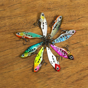 Esca Vibrante Affondante con Occhi 3D, Lame Metalliche, <span class=keywords><strong>Esche</strong></span> <span class=keywords><strong>Artificiali</strong></span> Crankbait Vibe <span class=keywords><strong>per</strong></span> Pesca in Fiume, Acqua Salata e Spigola - Product Image 1