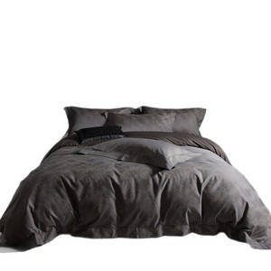 Parure de lit quatre pièces en coton pur 100S à fibres longues, couleur unie, respirante, avec housse de couette, drap et taies d'oreiller – Luxe et minimalisme - Product Image 1