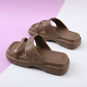 Sandales compensées pour femmes en EVA à bout carré, rehaussantes, antidérapantes, respirantes, à larges brides, pour l'été - Product Image 2