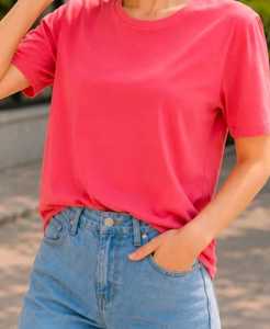 T-shirt décontracté pour femme en maille corail orange à col rond et manches courtes, coupe classique, respirant et écologique, idéal pour l'été - Product Image 5