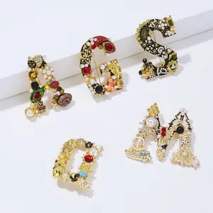 Broche Alphabet en strass avec lettres de perles, 20 pièces, pour robe de fiançailles, bijoux, cadeau d'anniversaire