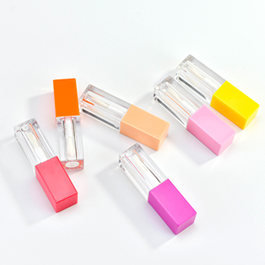 <span class=keywords><strong>Clair</strong></span> <span class=keywords><strong>rose</strong></span> violet brillant à lèvres glaçure Tubes rouge à lèvres baume à lèvres conteneurs avec Big Doe <span class=keywords><strong>pied</strong></span> 5ml personnalisé papier boîte vide - Product Image 2