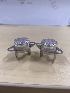 Interruttore di Protezione Termica a Salto KSD301, Interruttore Termico con Anello Ceramico Fisso e Piede Piatto - Product Image 2