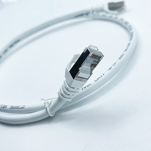 Câble Ethernet blindé Cu SFTP Cat7 gris 4P à paires torsadées avec gaine PVC, certifié S.G.S/CE/RoHS, conducteur solide pour <span class=keywords><strong>LAN</strong></span>/Télécom - Product Image 4