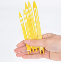 Accessoires de pêche en eau douce outil d'aiguille de réparation de filet en plastique avec navette pour équipement de ligne de réparation de filet