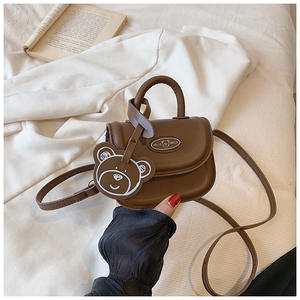 Kinder Umhängetasche, Fabrik Großhandel Handtaschen 2025 Kinder Mode Taschen Mit Bär Anhänger - Product Image 4