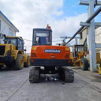 Nouvelle pelle compacte Doosan DH55 avec moteur ISUZU, modèle 2023, 5,5 tonnes, économe en carburant, certifiée Stage V, contrôlée par PLC