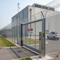 Clôture anti-escalade transparente 358 en gros, clôture haute sécurité en treillis d'acier galvanisé avec poteaux pour aéroport, prison, frontière