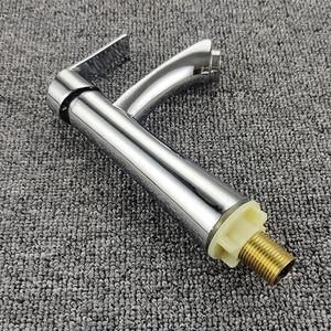 Robinet d'eau froide à une poignée en alliage de zinc à prix compétitif Robinet d'évier monté sur le pont Robinet de lavabo de salle de bain - Product Image 2