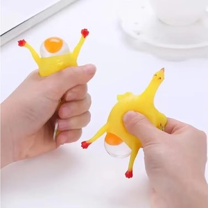 Llavero de Pollo de Goma Amarillo, Juguete Divertido para Niños de 5 a 7 Años - Product Image 5