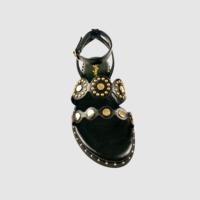 Sandales plates à double bride et perles métalliques pour femmes, à bout ouvert avec boucle réglable, confortables et légères pour l'extérieur