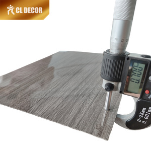 Paneles <span class=keywords><strong>de</strong></span> Puerta Womica HPL con Acabado <span class=keywords><strong>de</strong></span> Madera Premium <span class=keywords><strong>de</strong></span> 0.8mm o 1mm para Interiores Elegantes - Product Image 5