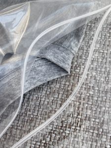 Bolsas <span class=keywords><strong>de</strong></span> Polietileno Transparente Personalizadas con Asas <span class=keywords><strong>de</strong></span> Transporte y <span class=keywords><strong>Cierre</strong></span> Reutilizable para Ropa, Bolsas <span class=keywords><strong>de</strong></span> Embalaje para Venta al por Menor, Interiores y Exteriores - Product Image 3