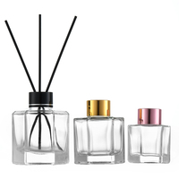 Parfum personnalisé verre de luxe pour diffuseur de roseaux bouteille vide de parfum de voiture en gros arôme de luxe bouchon cylindre 30ml 50ml 100ml pour