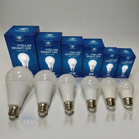 Ampoule LED E27 A-Bulb Modèle A60 9W/12W/15W Lampe à faible consommation d'énergie pour la maison, le bureau, l'intérieur