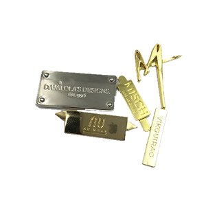 Diseño personalizado <span class=keywords><strong>Metal</strong></span> Craft bolso Logo placa <span class=keywords><strong>Metal</strong></span> marca etiqueta Logo para bolsa - Product Image 4