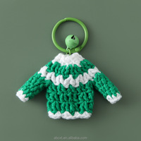 Objets décoratifs de Noël pour la maison, vêtements au crochet, mini-pendentifs porte-clés en forme de pull au crochet faits à la main