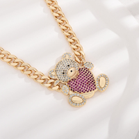 2024 nouveau prix de gros mode exquis amour diamant ours collier mignon chaîne créative dames accessoires de mode