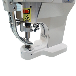 Machine de poinçonnage automatique industrielle <span class=keywords><strong>pour</strong></span> la pose d'œillets, <span class=keywords><strong>pour</strong></span> bâches, tentes, étiquettes, porte-cartes, bannières et équipement de presse - Product Image 3