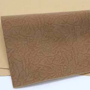 Tissu Yangbuck en PU de couleur personnalisée, gaufrage, <span class=keywords><strong>simili</strong></span> <span class=keywords><strong>cuir</strong></span>, <span class=keywords><strong>cuir</strong></span> synthétique PU super doux et élastique pour matériaux de chaussures - Product Image 3