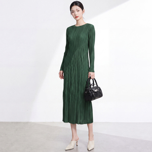 Women's Long Sleeve Casual Ruched Pleated Midi <b>Dress</b> Solid Color Minimalist Style Polyester Breathable Fitted <b>Elastic</b> Washable - Product Image 4