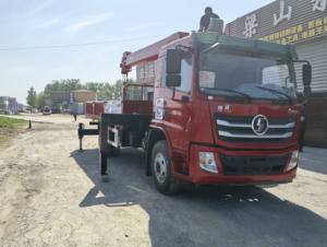 Howo T5G 6 * 4 <b>vehicle</b> mounted crane 280 horsepower ST260 heavy equipment core motor component <b>transportation</b> - Product Image 2