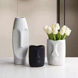 <span class=keywords><strong>Vase</strong></span> à fleurs <span class=keywords><strong>en</strong></span> porcelaine céramique pour salon <span class=keywords><strong>en</strong></span> <span class=keywords><strong>forme</strong></span> <span class=keywords><strong>de</strong></span> visage humain <span class=keywords><strong>tête</strong></span> blanche noire personnalisée - Product Image 3