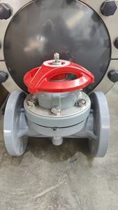 Valvola a Diaframma Manuale in CPVC Resistente alla Corrosione per Acidi, Trattamento Acque a Bassa Temperatura, Industria Chimica e Tubazioni - Product Image 5