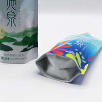 Pochette pour boissons debout scellée et étanche à l'humidité Sacs pour eau potable Emballage en plastique Sac pochette à bec avec trou pour poignée