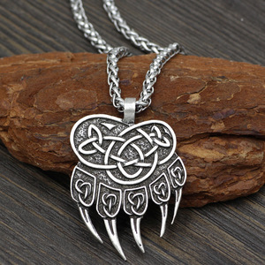 Nouveau Collier Pendentif <span class=keywords><strong>en</strong></span> Acier Inoxydable Rétro, Style Nordique <span class=keywords><strong>Viking</strong></span>, avec Chaîne <span class=keywords><strong>en</strong></span> Acier au Titane et Motifs Griffe d'Ours Imposante et Panier de Fleurs - Product Image 2