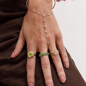 Bijoux pour femmes Xinyun San Chongsheng CZ Eternal en argent sterling 925 : <span class=keywords><strong>bague</strong></span> bombée plaquée or avec rubis rose, <span class=keywords><strong>saphir</strong></span> et émeraude - Product Image 3