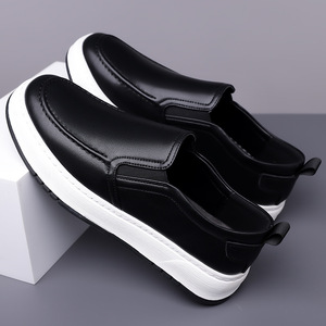 Mocasines de cuero para hombre con punta redonda, sin cordones, transpirables, con entresuela de EVA y suela de goma, para todas las estaciones, informales y de negocios. - Product Image 2