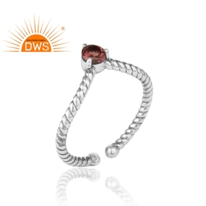 Anillo de Turmalina Rosa con Engaste de Garras, Joyería de Piedras Preciosas, Anillo de Plata de Ley 925 Oxidada con Banda de Alambre Trenzado - Product Image 2