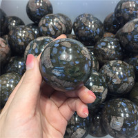 Boules de cristal de glaucophane polies en gros, sphère de guérison pour la décoration
