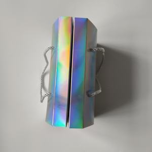 Caja de Regalo con Holograma Láser, Precio al por Mayor con MOQ Bajo, con Asa, Personalizada, Exquisita, Plegable, para Comestibles y Artículos Diversos - Product Image 3