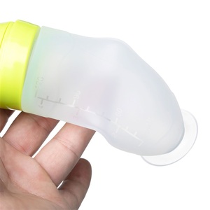 Cuillère d'alimentation pour bébé nouveau-né en silicone souple de qualité alimentaire avec logo personnalisé, biberon d'apportement complémentaire à ventouse - Product Image 5