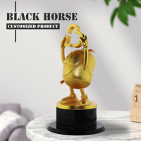 Trophée personnalisé moderne en forme de dessin animé, figurine 3D mignonne tenant un cœur, en métal, technique de moulage, placage sablé