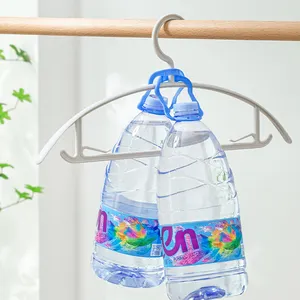 New Corner Hook Design Wholesale Strong Bearing Capacity Plastic Durable Hangers For Cloths Hanging Rack