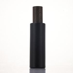 Botella <span class=keywords><strong>de</strong></span> Vidrio Negro Mate <span class=keywords><strong>de</strong></span> 30 ml con Bomba Dosificadora para Loción, Tónico, Envase <span class=keywords><strong>de</strong></span> Muestra Cosmética - Product Image 4
