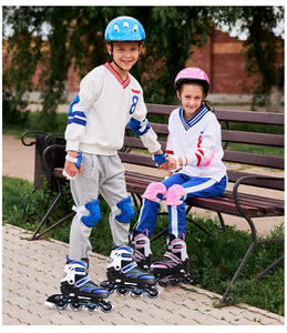 स्पष्ट थोक फैशन 4 व्हील एडजस्टेबल रोलर स्केट्स फ्लैशिंग व्हील्स सिंगल रो रोलर स्केट्स - Product Image 4