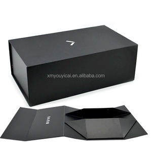 صندوق هدايا من الورق المقوى الأسود قابل للتخصيص عالي الجودة قابل لإعادة التدوير للأحذية والملابس قابل للطي مطفي نقش مغناطيسي صلب - Product Image 1