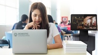 Robot Educativo Temi S1 para Niños, Aprendizaje y Enseñanza, Pantalla Táctil de 13.3 Pulgadas, Resolución 1920x1080, Carga Automática, Programación Robótica