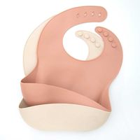 Ensemble d'alimentation pour bébé sans BPA, écologique, avec bavoir, cuillère, anneau de dentition, assiette en silicone, bavoirs à boutons imperméables à motifs pour garçons de 7 à 12 mois