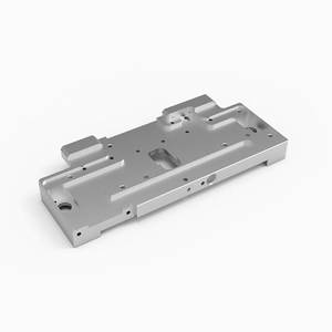Componente de Aluminio Mecanizado por CNC con Orificios y Recortes de Precisión - Product Image 4