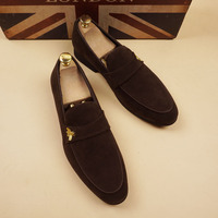 Vente en gros de robes de soirée décontractées en cuir velours pour hommes avec chaussures Oxford sans lacet de haute qualité et durables style bout pointu