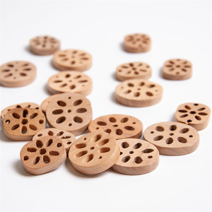Tranches de racine de lotus en bois de pêche, élégantes et exquises, 3x2,5 cm, petits pendentifs, décorations de sac, fournitures artisanales - Product Image 4
