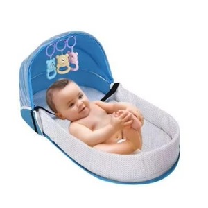 Sac à langer de voyage gratuit avec lit bébé, sac à dos pour maman, sac à suspendre pour poussette avec jouets et moustiquaire - Product Image 6