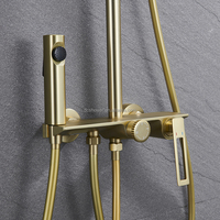 Ensemble de robinetterie de douche moderne en laiton avec mitigeur à poignée unique et jet de pluie pour hôtels et maisons de luxe